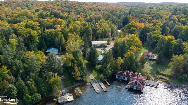 Lake Of Bays, ON P0B 1A0,4157 117 Muskoka Road