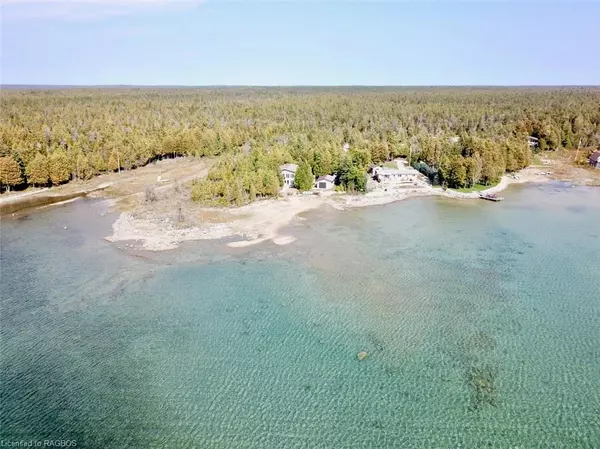 Tobermory, ON N0H 2R0,662 Dorcas Bay Road