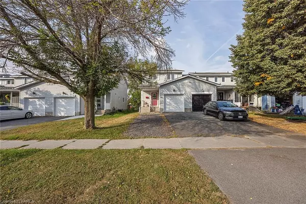 Loyalist Township, ON K7N 1X7,95 Davey Crescent