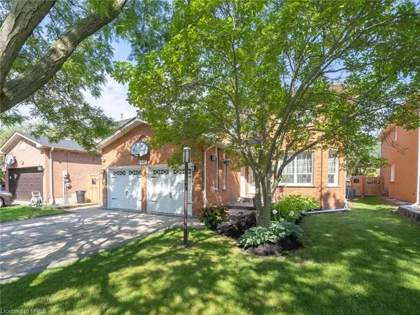 Oakville, ON L6J 6X5,1442 Winterbourne Drive