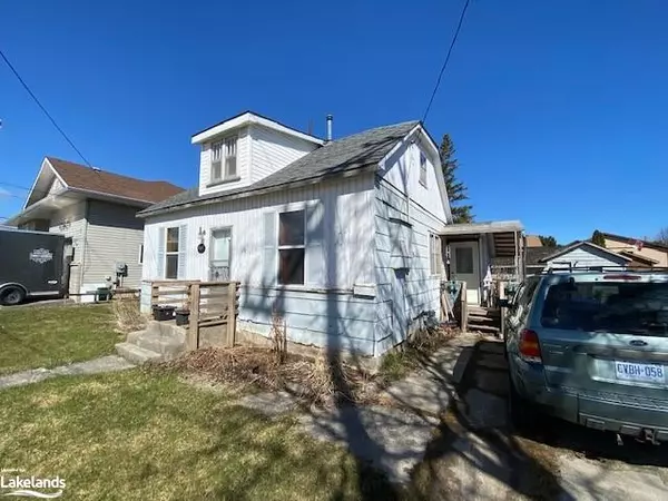 Collingwood, ON L9Y 4B1,461 Fifth Street