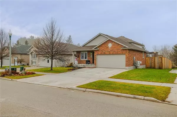 Listowel, ON N4W 0A3,435 Mowat Street E