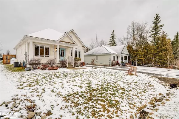 Wasaga Beach, ON L9Z 2Y2,68 Robert Street S