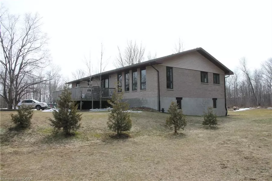 117 East Road, Northern Bruce Peninsula, ON N0H 1W0