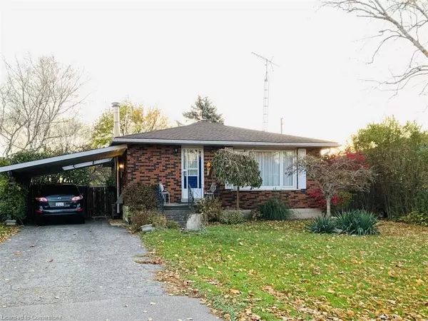 18 Jackson Heights, Port Dover, ON N0A 1N5