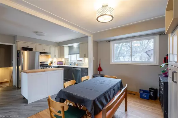 London, ON N6C 4V4,54 Ebury Place
