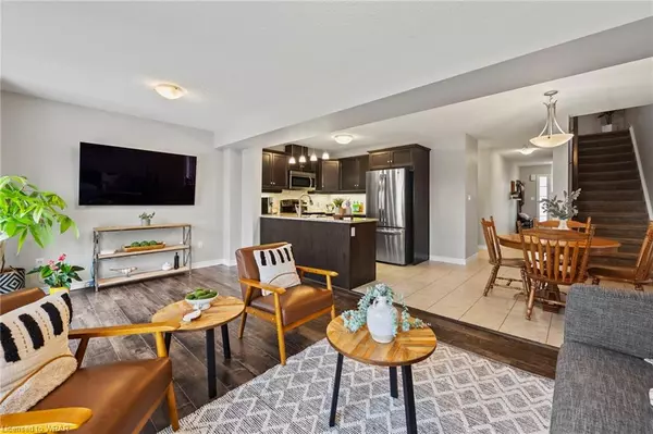 Elmira, ON N3B 0B4,207 William Street