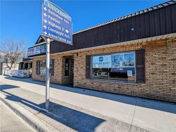 Kincardine, ON N2Z 2Y2,859 Queen Street