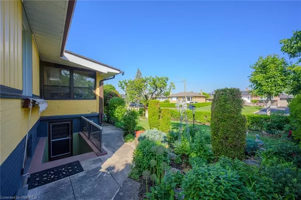 Oakville, ON L6K 1X2,370 Wentworth Street