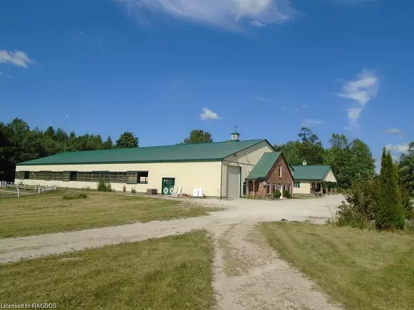 Sydenham Twp, ON N0H 1G0,457272 8th Concession Road S