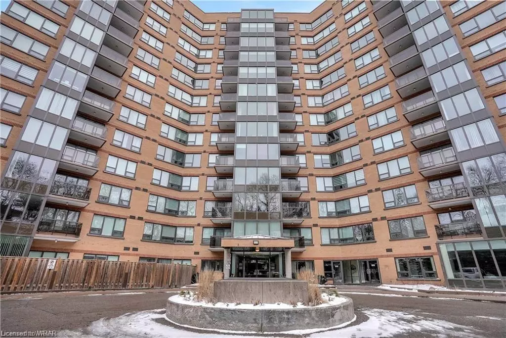 Cambridge, ON N3H 5L2,237 King Street W #511