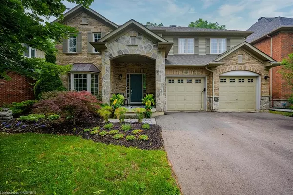 619 Sandcherry Drive, Burlington, ON L7T 4L9