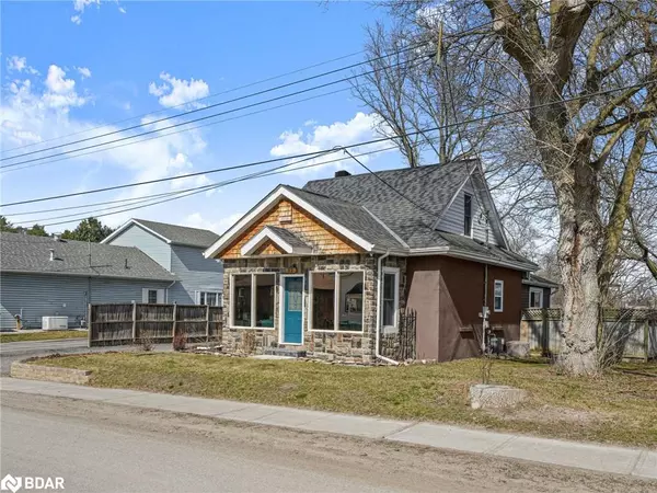 Angus, ON L0M 1B0,77 Simcoe Street