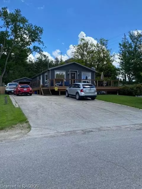 17 Carlton Place, Elora, ON N0B 1S0