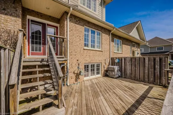 Kitchener, ON N2A 4N4,50 Bryan Court #17