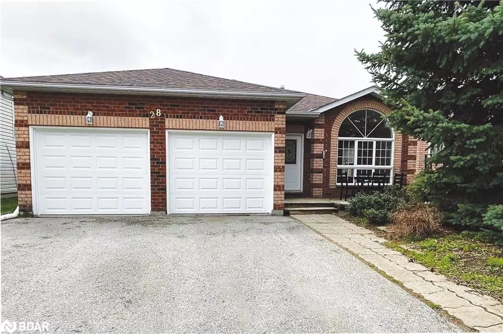 Elmvale, ON L0L 1P0,28 Ritchie Crescent