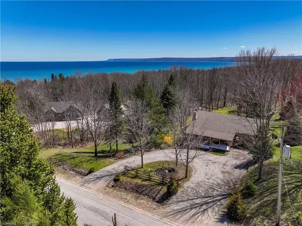 Meaford, ON N4L 1W5,115 Harbour Beach Drive