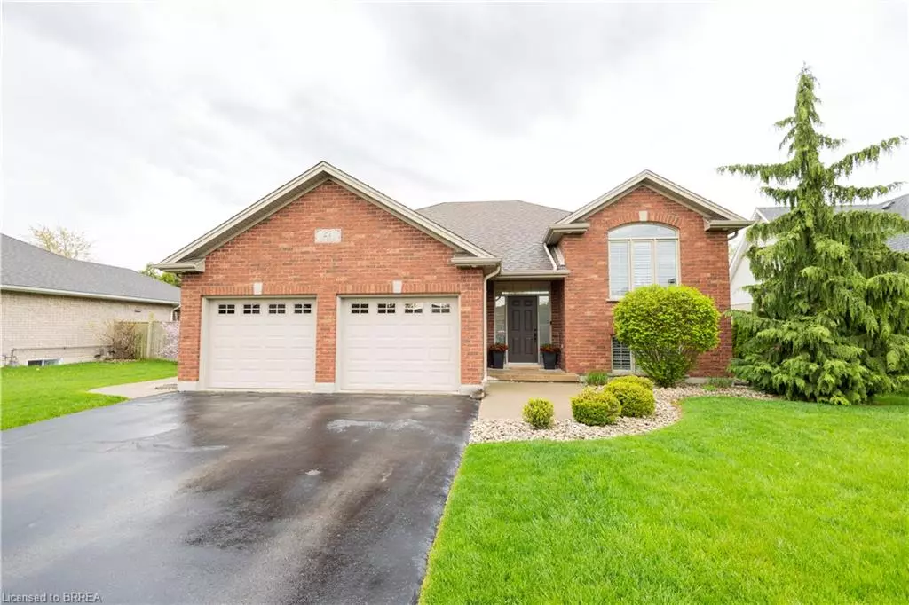 Waterford, ON N0E 1Y0,27 Yu Boulevard