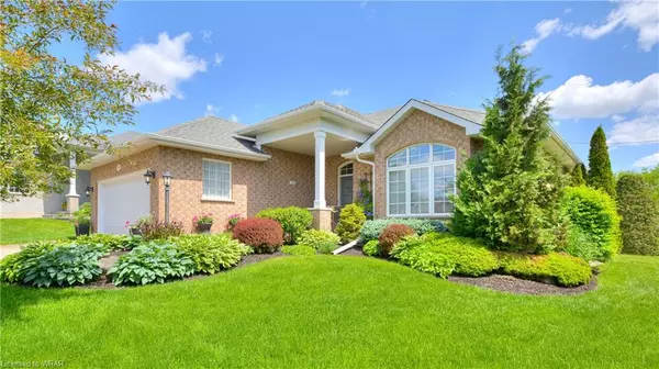 Baden, ON N3A 3P1,176 Golf Links Drive #153