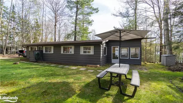 Lake Of Bays, ON P1H 2J3,1026 Frost Lane