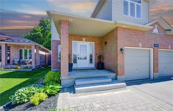 Kitchener, ON N2A 4M5,528 Applerock Court