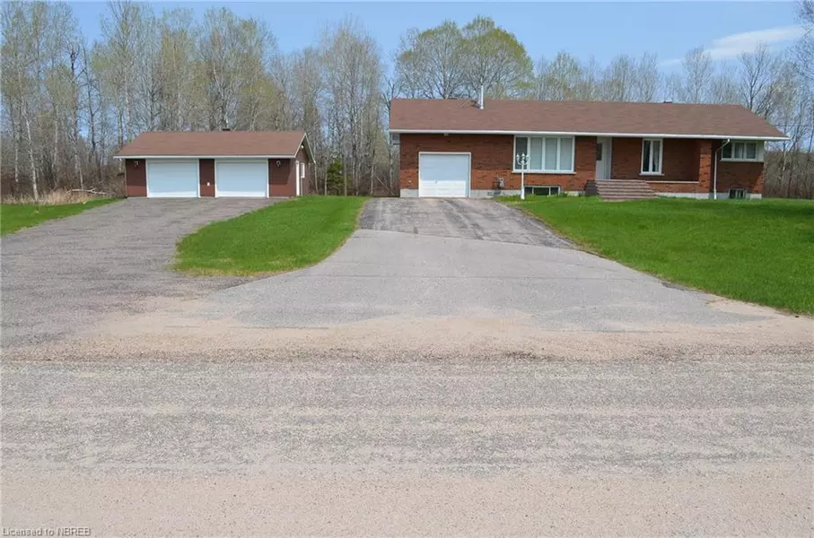 492 Mccarthy Street, Trout Creek, ON P0H 2L0