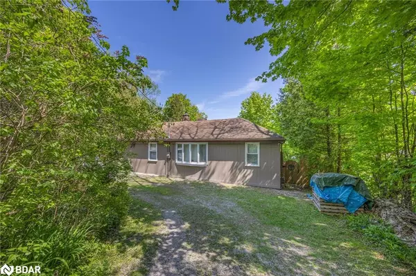 Oro-medonte, ON L0L 1T0,111 Shoreline Drive