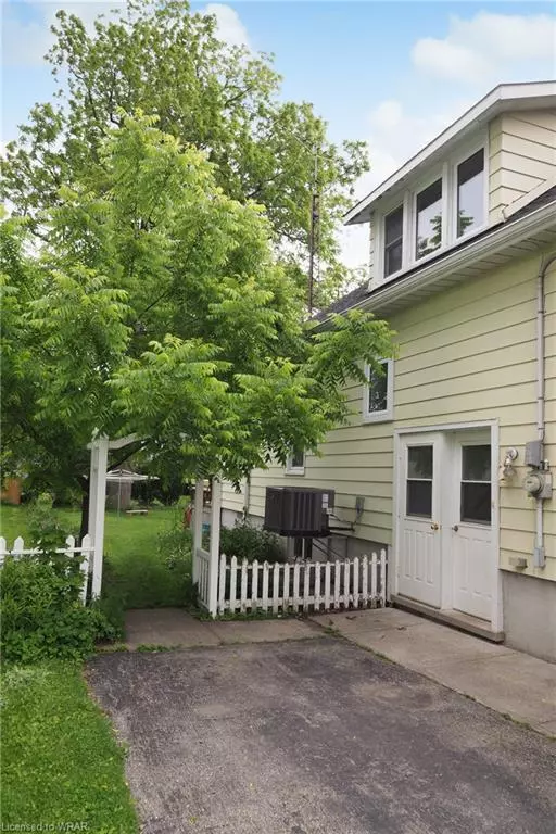 Listowel, ON N4W 2C1,337 Main Street E