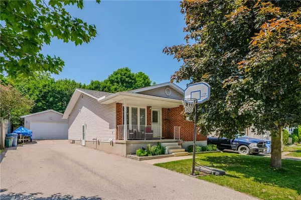 Guelph, ON N1E 4M9,18 Laurine Avenue