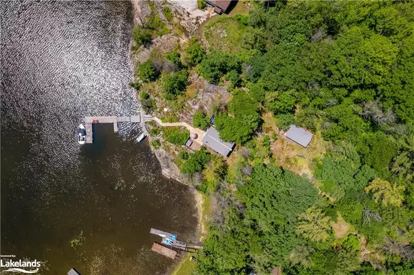 Honey Harbour, ON P0E 1E0,6932 Island 1810 / Bone Island