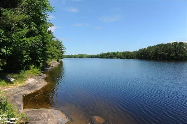 Georgian Bay, ON P0C 1H0,22 Hawkins Point Road