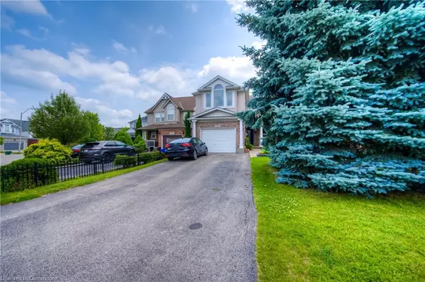 Cambridge, ON N3C 4L4,95 Bartleman Crescent