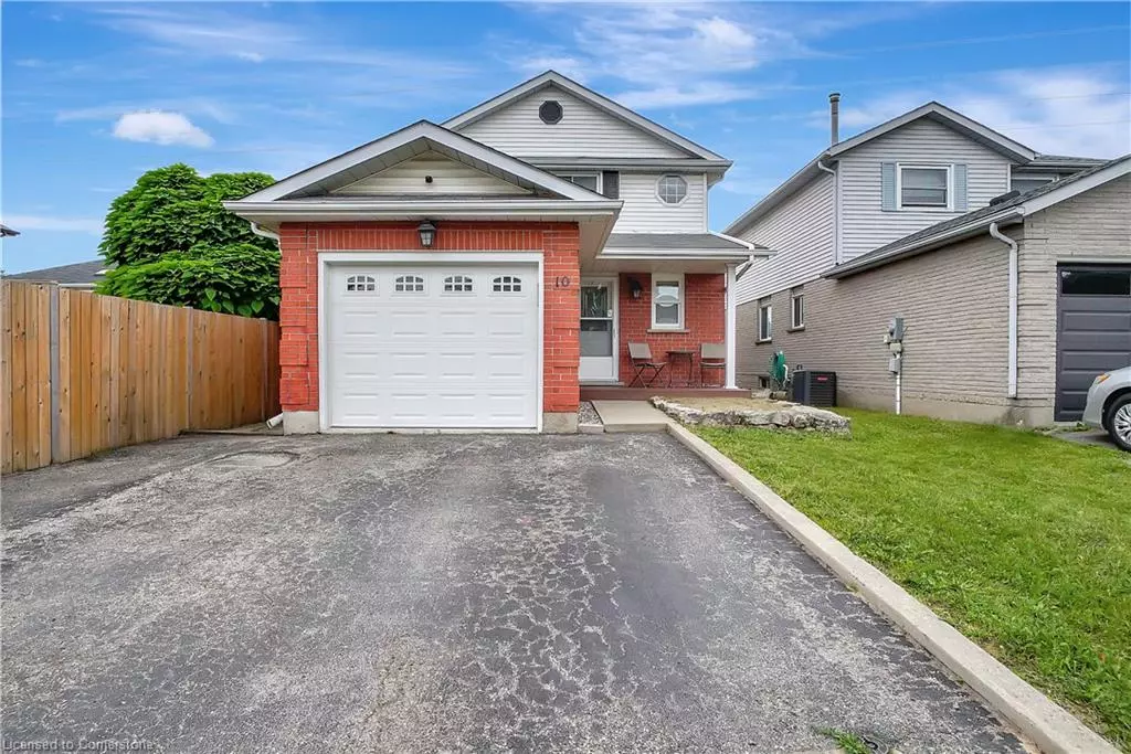 Cambridge, ON N1R 8C3,10 Steeles Crescent