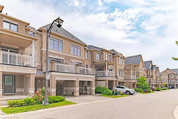 Oakville, ON L6M 0S4,2435 Greenwich Drive #55