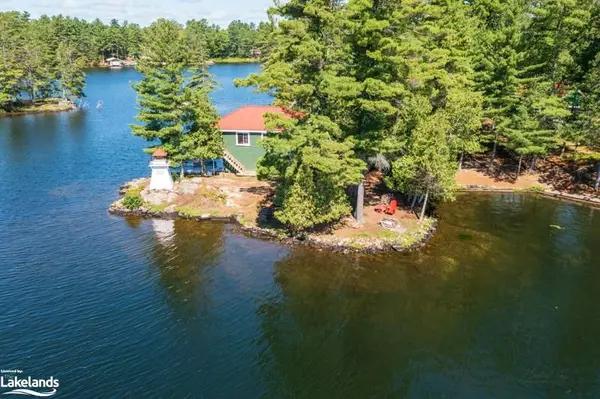 Georgian Bay Twp, ON L0K 1S0,2 Island 390 / Chads Island