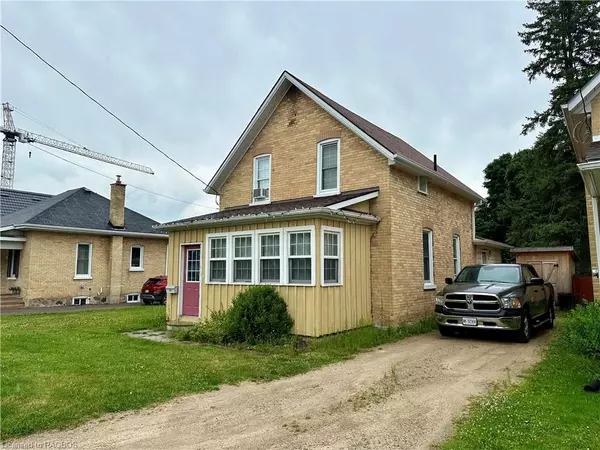 Hanover, ON N4N 2J1,403 7th Avenue