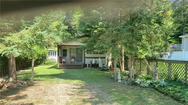 Bayfield, ON N0M 1G0,76735 Wildwood Line #425