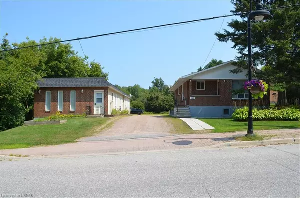 448 Main Street #A, B, C & 448, Powassan, ON P0H 1Z0