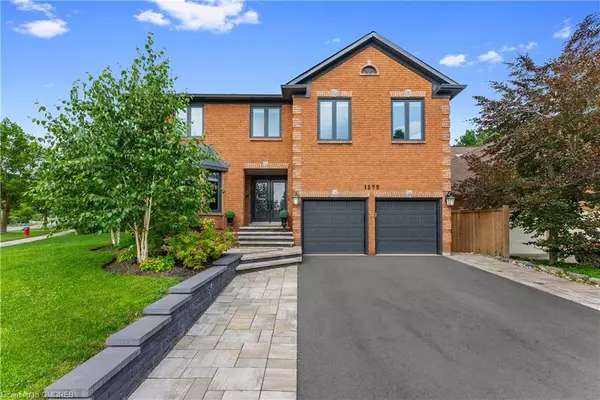 1275 White Lane, Oakville, ON L6M 2T7