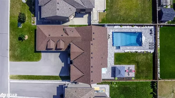 Springwater, ON L9X 0S5,166 Trail Boulevard