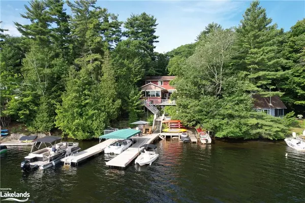 Muskoka Lakes, ON P0C 1M0,17 Bala Park Island