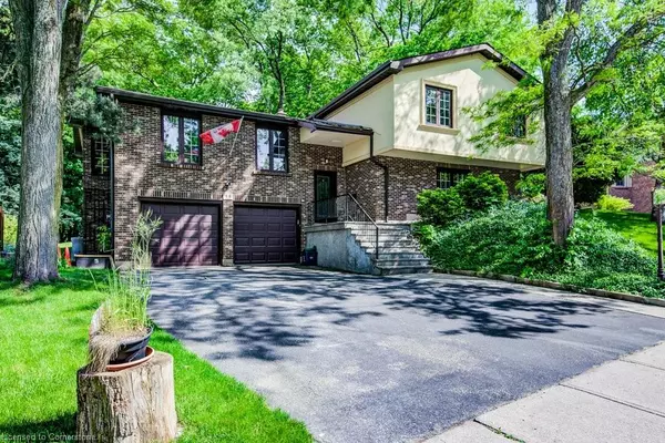 Cambridge, ON N1S 4B3,44 Ridgewood Crescent