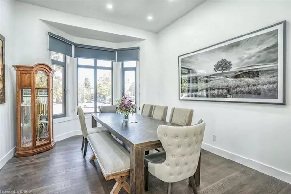 Paris, ON N3L 4H3,19 Zavarella Court