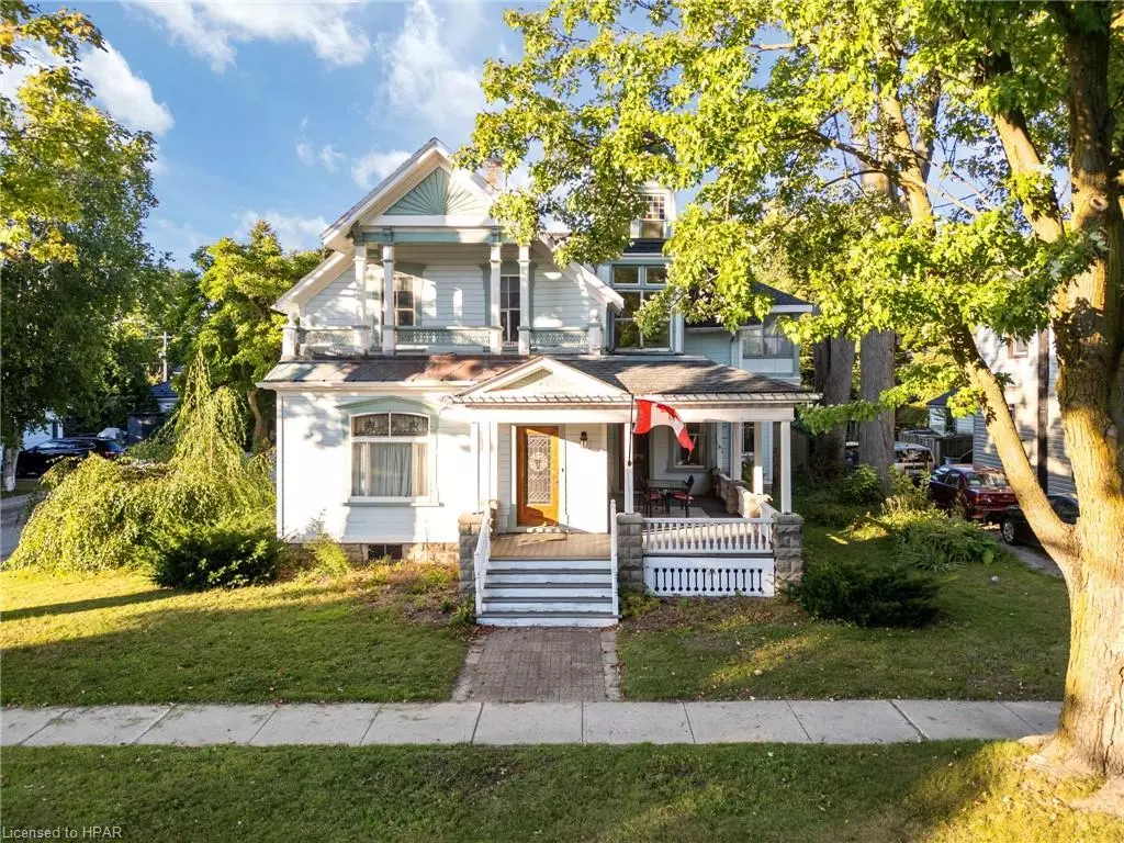 Seaforth, ON N0K 1W0,116 Goderich Street W