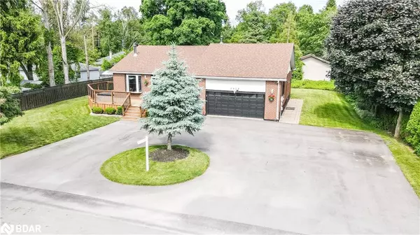 Innisfil, ON L9S 2L6,3915 Pine Rock Avenue