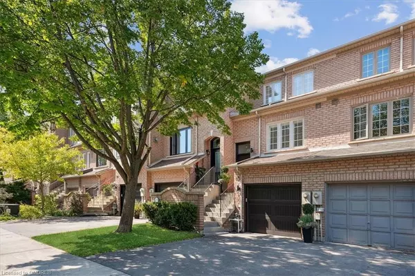 Etobicoke, ON M8V 4B1,52 Harbourview Crescent