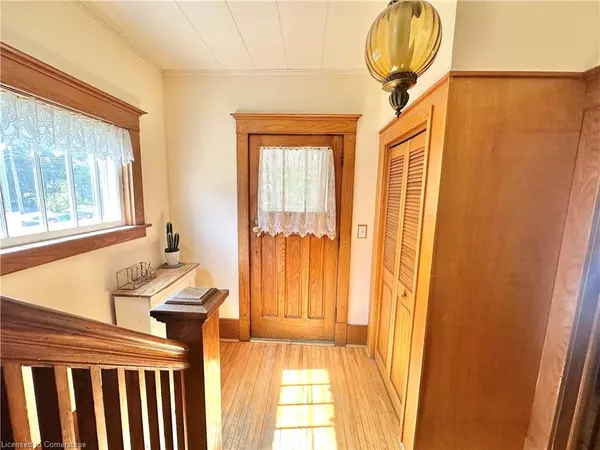 Port Dover, ON N0A 1N0,228 St George St Street