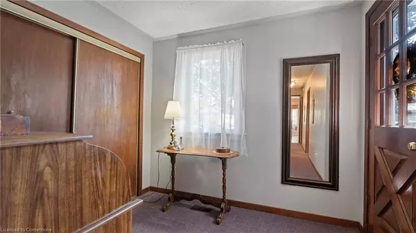 Port Dover, ON N0A 1N7,40 John Street