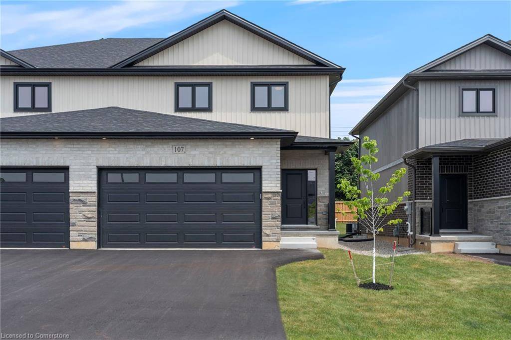 Waterford, ON N0E 1Y0,107 Amber Street