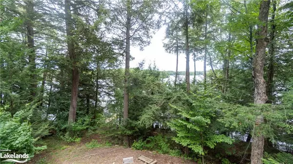 Rosseau, ON P0C 1J0,12 Fern Road